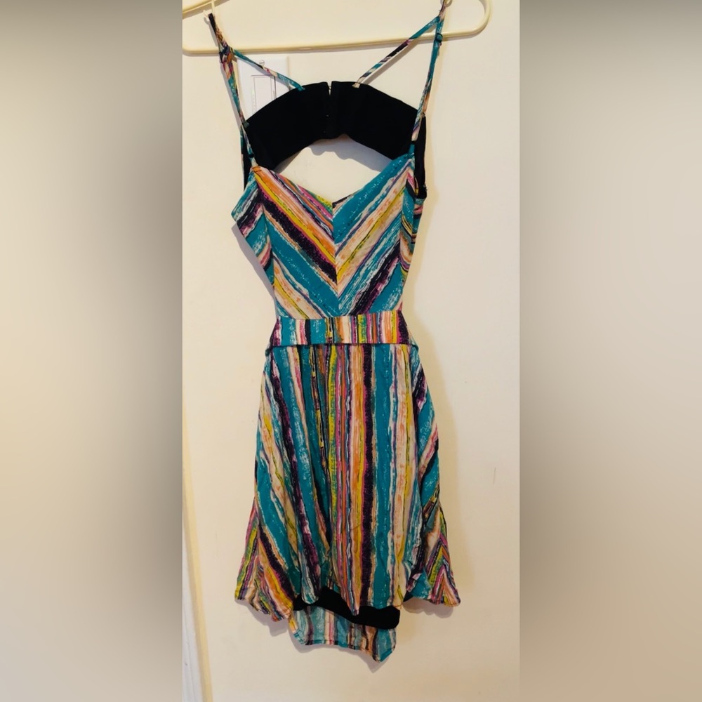 Sexy backless chevron summer dress